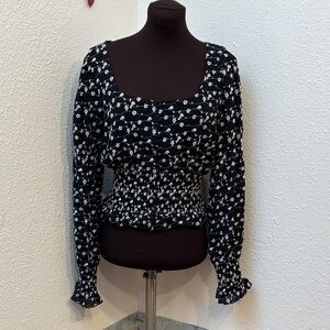 Code x Mode floral black and white button-up long bishop sleeve top. Size M.